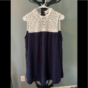 Boutique sleeveless tunic